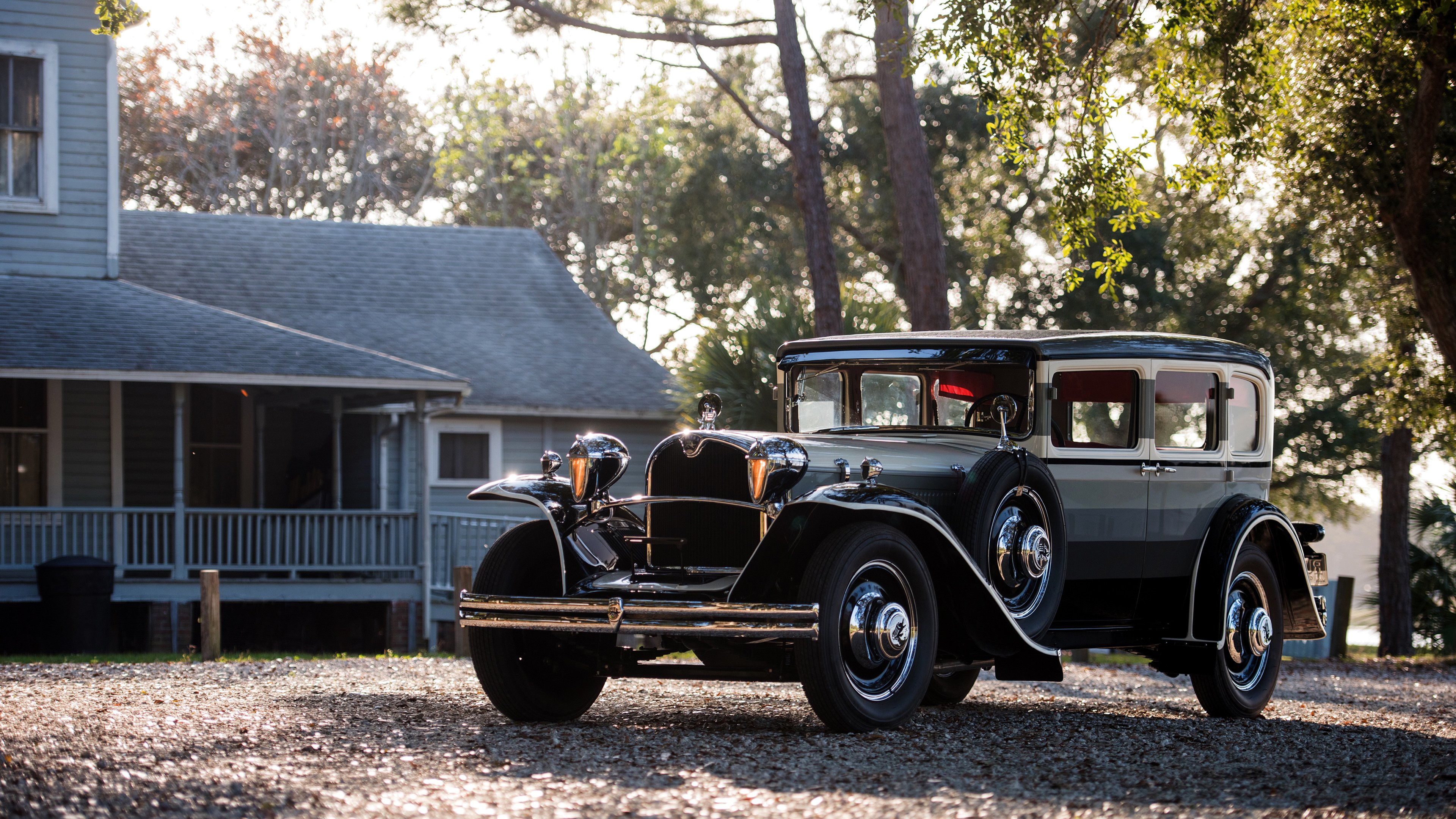 汉堡篮球赛火热进行，欧洲青年队伍激烈厮杀